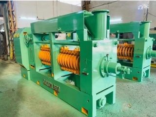 cashew-nut-shell-liquid-cnsl-oil-pressing-machine-500×500-transformed