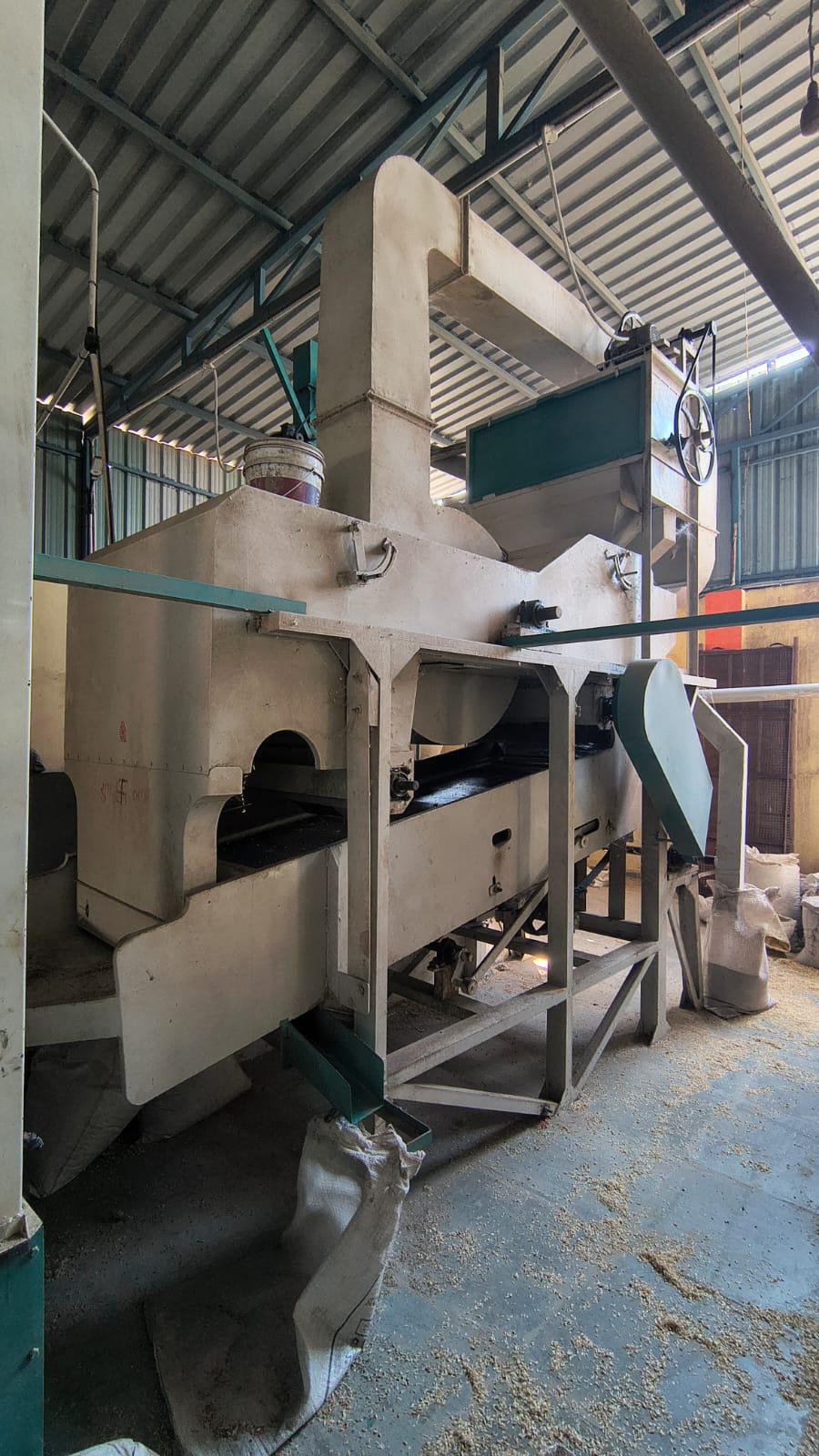 Cleaning and Grading Secondhand Machine